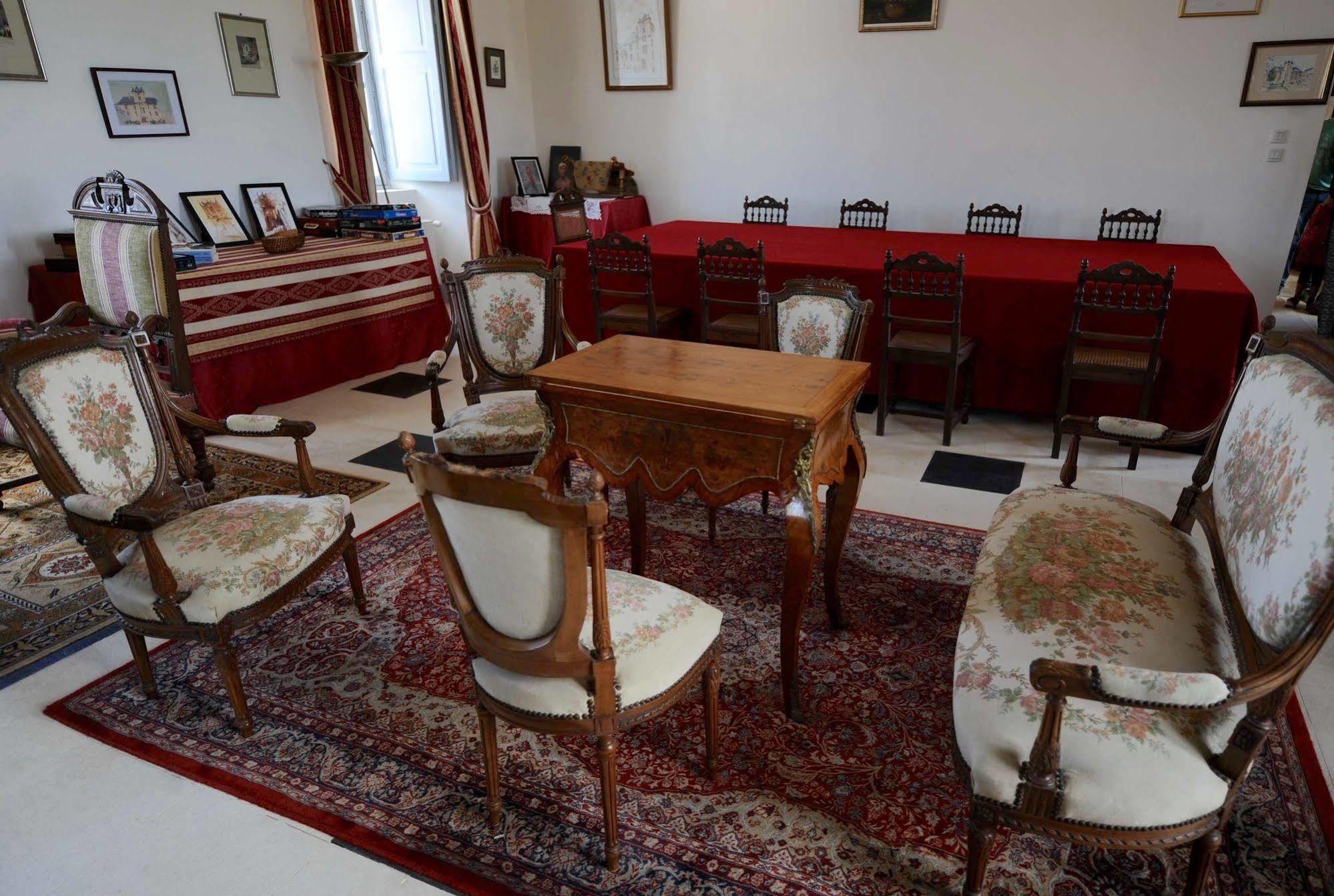 Chateau D'Avanton Esterno foto