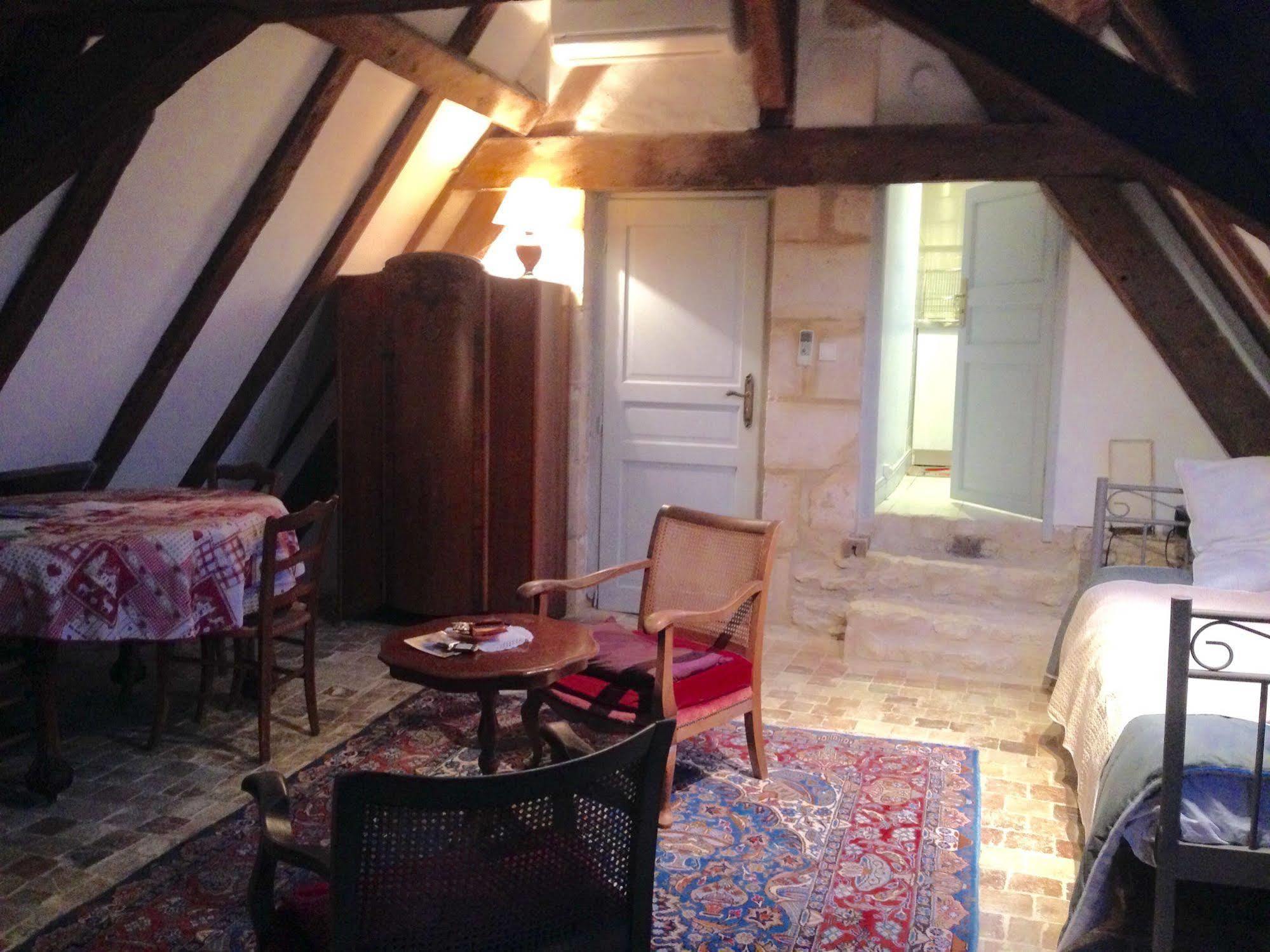 Chateau D'Avanton Esterno foto